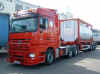 Hoyer MB Actros MP2 Tank-Container-SZ.JPG (33736 Byte)